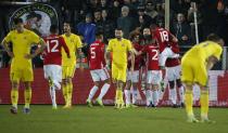 Mkhitaryan strikes as Manchester United snatch draw at Rostov