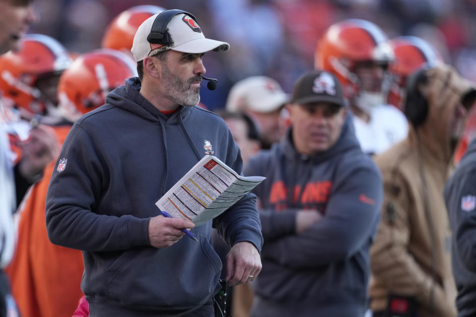Cleveland Browns head coach Kevin Stefanski watches from the sidelines during the first half of an NFL football game against the Denver Broncos on Sunday, Nov. 26, 2023, in Denver. (AP Photo/David Zalubowski)