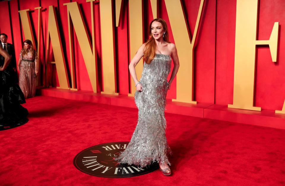 Lindsay Lohan at the 2024 Vanity Fair Oscar Party held at the Wallis Annenberg Center for the Performing Arts on March 10, 2024 in Beverly Hills, California.