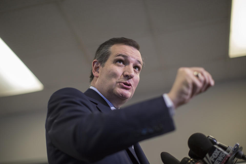 "Listen, the commonsense principles that most of us understand and most Americans agree with on immigration are not complicated. It's legal? Good. Illegal? Bad." - <a href="http://www.huffingtonpost.com/entry/ted-cruz-immigration-reform_564654fce4b08cda3488cd3c">November 2015</a>