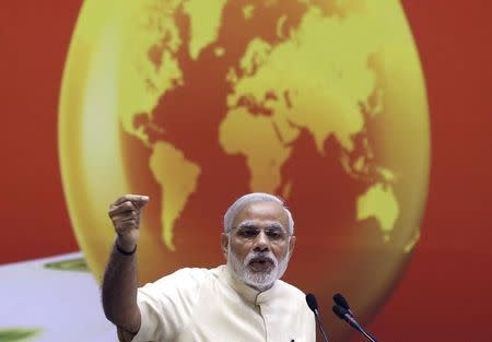 Prime Minister Narendra Modi speaks during an energy summit in New Delhi March 27, 2015. REUTERS/Adnan Abidi