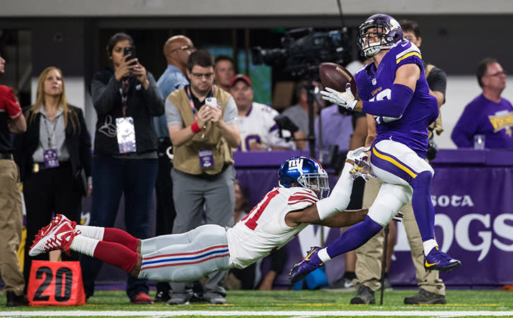 Oct 3, 2016; Minneapolis, MN, USA; New York Giants defensive back Trevin Wade (31) breaks up a pass intended for Minnesota Vikings wide receiver Adam Thielen (19) during the first quarter at U.S. Bank Stadium.