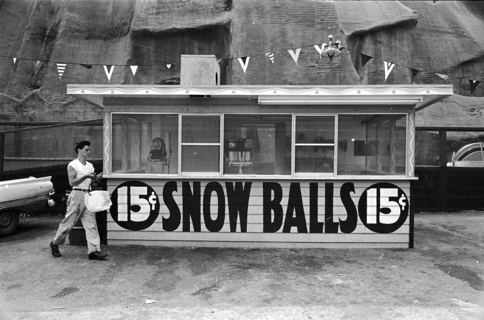 Vintage Amusement Park Photos Getty00016