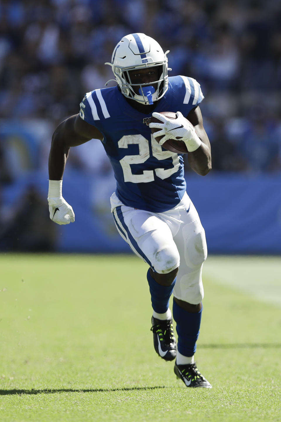 Indianapolis Colts running back Marlon Mack runs for a touchdown during the second half in an NFL football game against the Los Angeles Chargers Sunday, Sept. 8, 2019, in Carson, Calif. (AP Photo/Marcio Jose Sanchez)