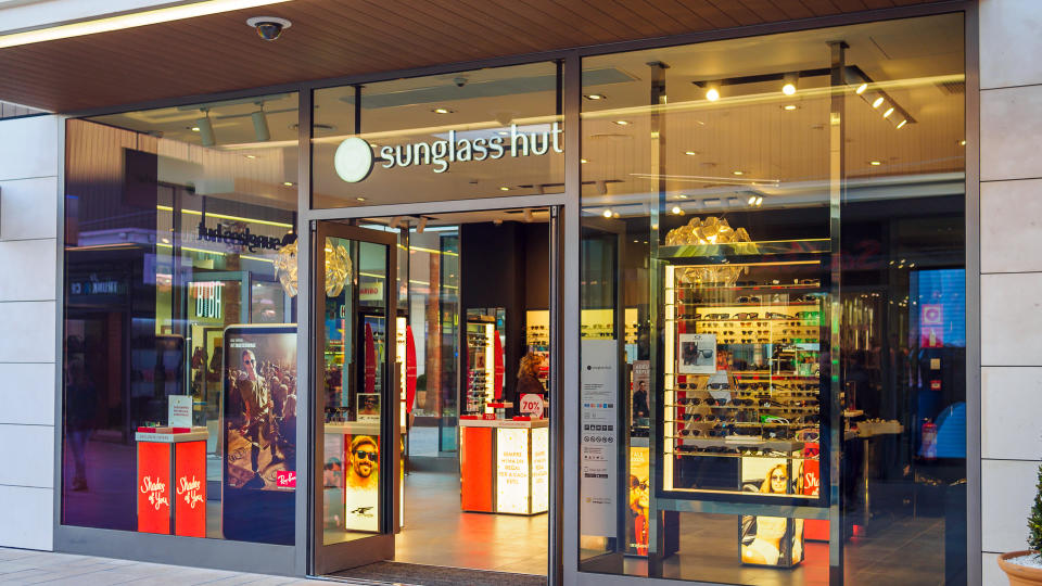 Sunglass Hut