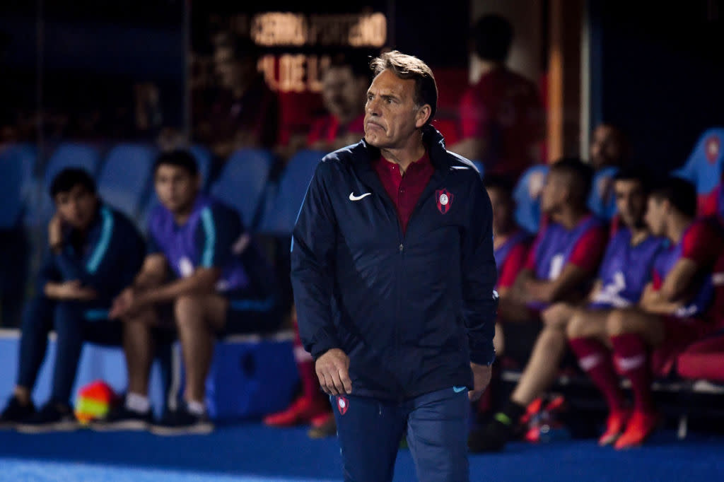 Miguel Angel Russo, director técnico de Cerro Porteño. (Photo by Amilcar Orfali/Getty Images)