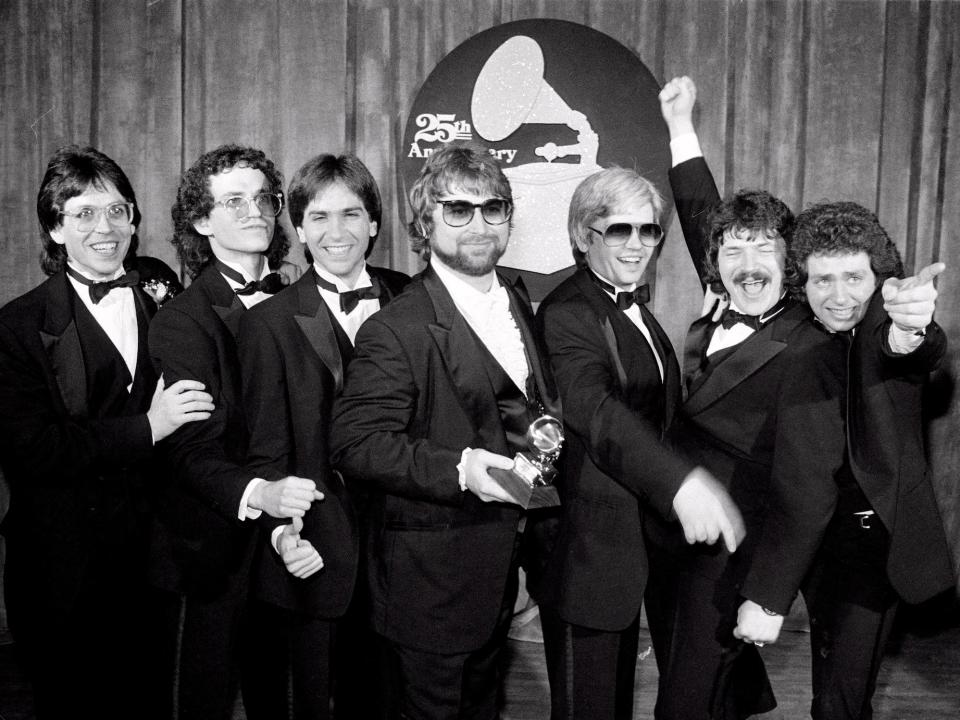 Toto 25th annual grammys (1982) on 2:24:83