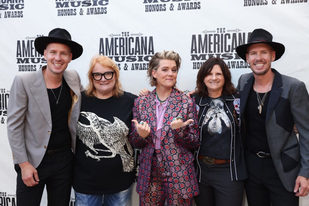 NASHVILLE, TENNESSEE - SEPTEMBER 14: (L-R) Tim Hanseroth, Emily Sailers, Brandi Carlile, Amy Ray and Phil Hanseroth attend the 2022 Americana Honors & Awards at Ryman Auditorium on September 14, 2022 in Nashville, Tennessee. (Photo by Leah Puttkammer/Getty Images)