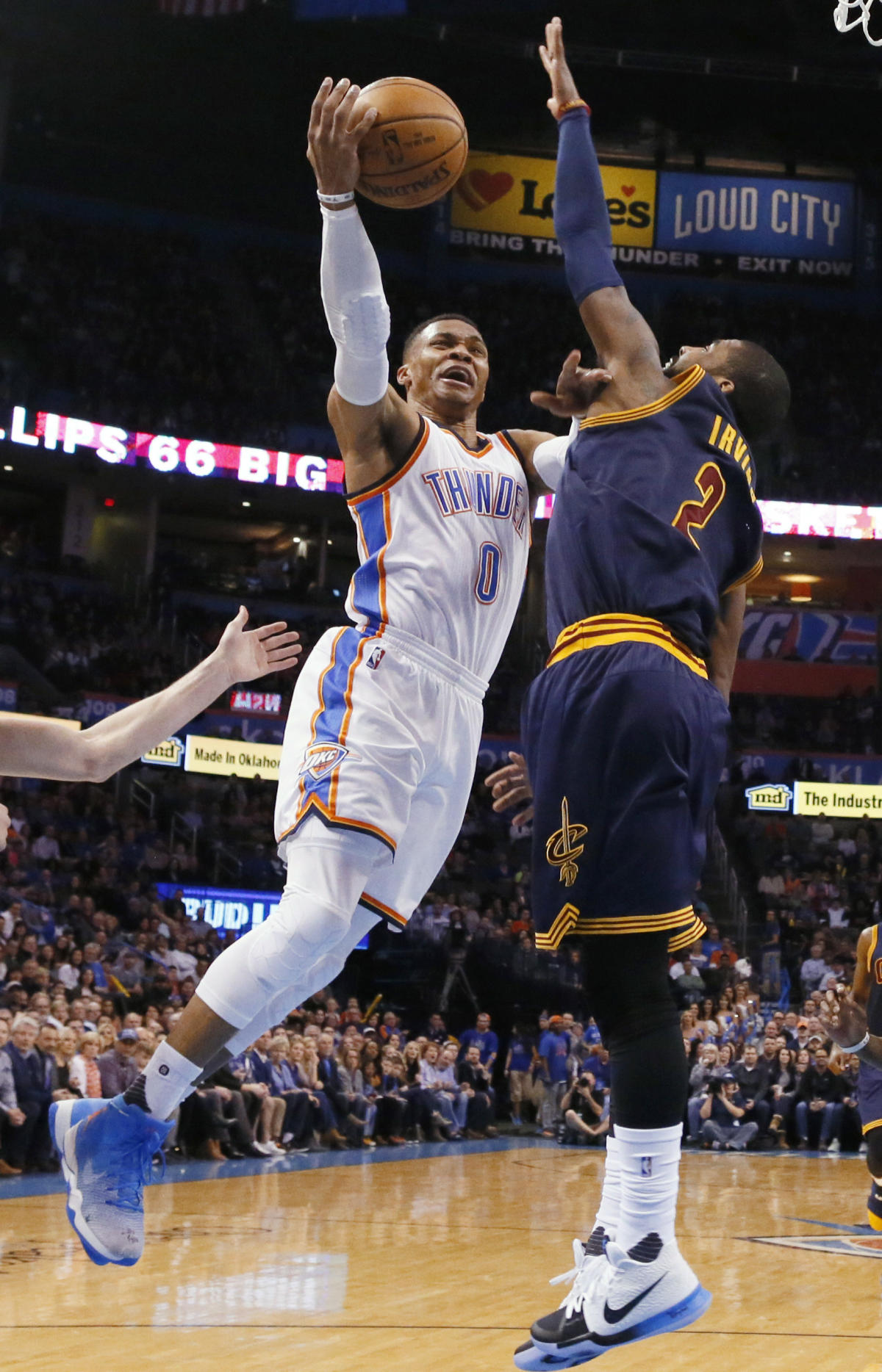 Westbrook's 29 points, triple-double lead Thunder past Cavs