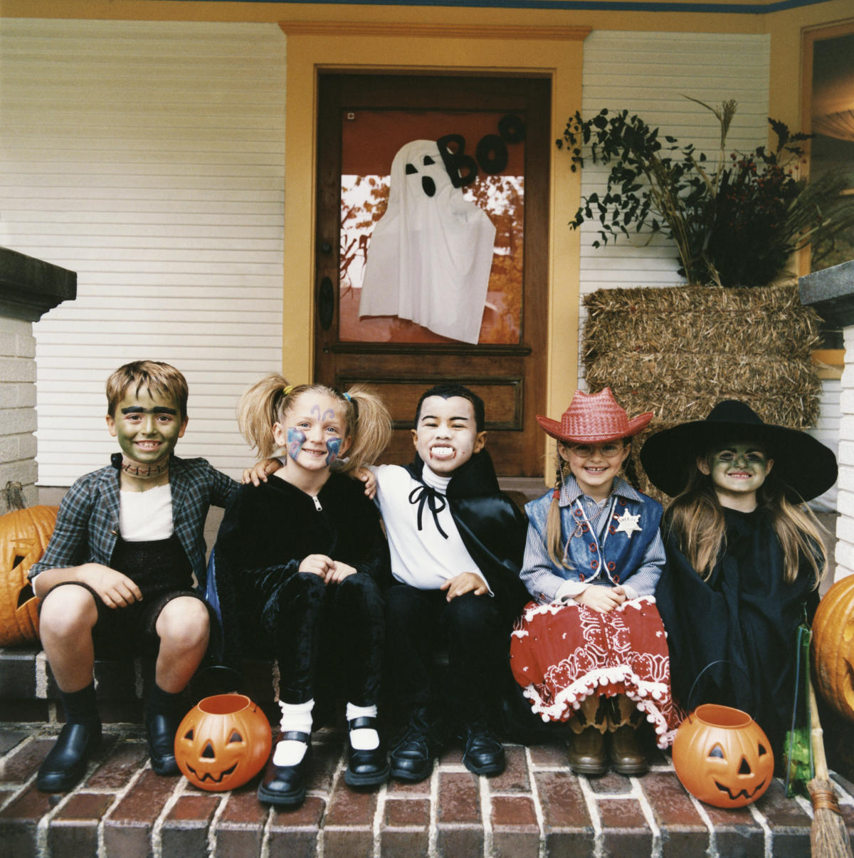 Trick or Treat Times for Halloween 2022 - When Does Trick-or-Treating Start