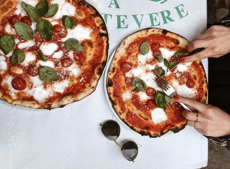 在義大利人心目中，僅有拿坡里的披薩才是正宗。（Pexels提供）