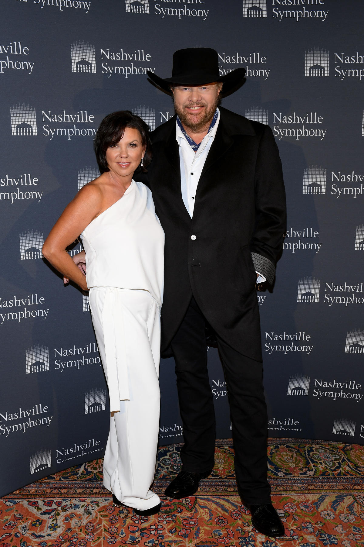 Who Was Toby Keith Married To? Meet His Supportive Wife Tricia Lucus ...