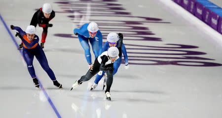 Speed Skating - Pyeongchang 2018 Winter Olympics - Women's Mass Start competition finals - Gangneung Oval - Gangneung, South Korea - February 24, 2018 - Nana Takagi of Japan wins the race. REUTERS/Lucy Nicholson