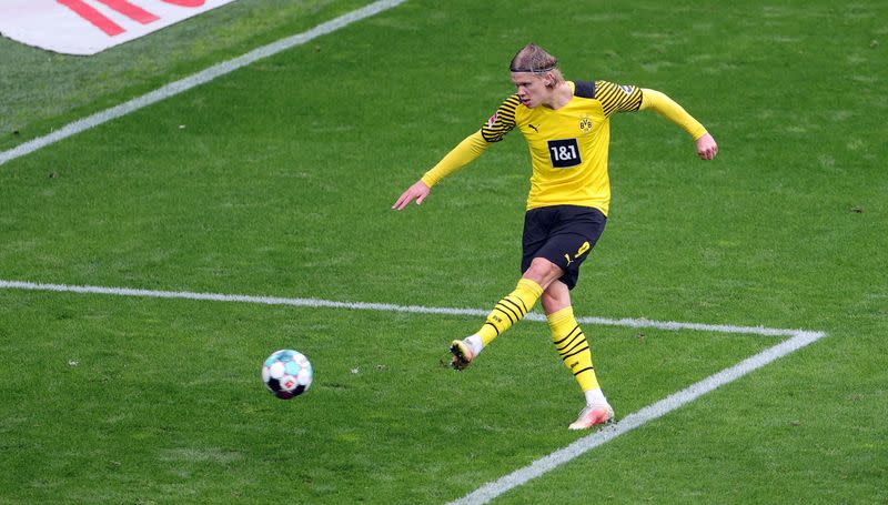 Bundesliga - Borussia Dortmund v Bayer Leverkusen