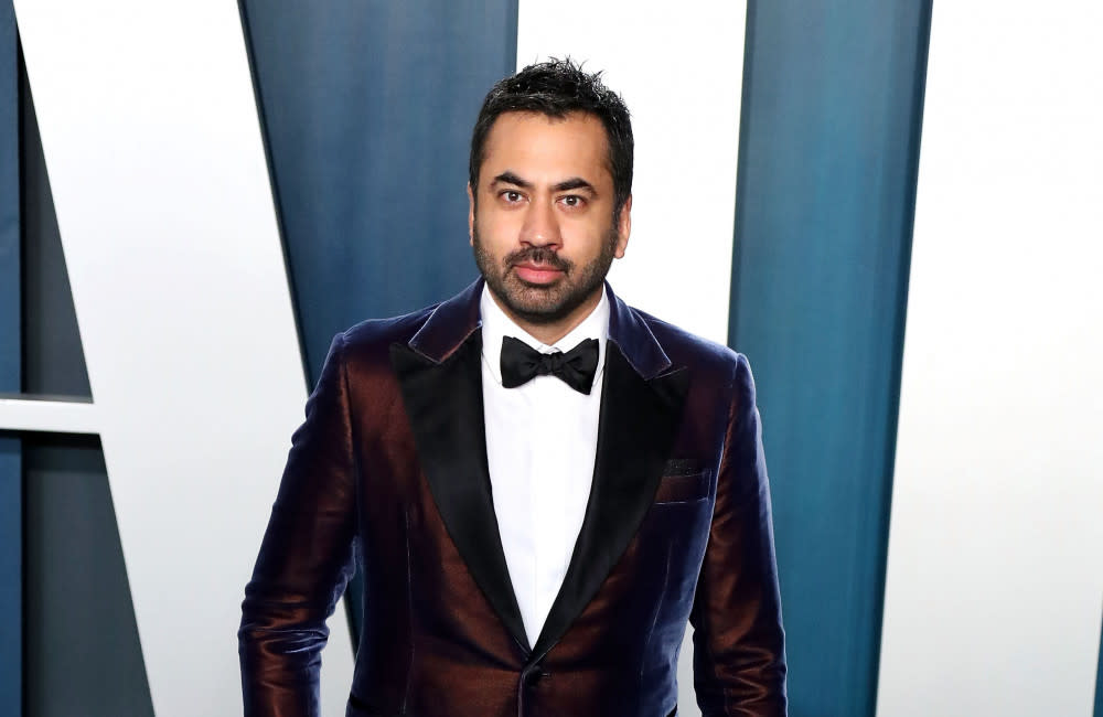 Kal Penn is still planning his wedding credit:Bang Showbiz