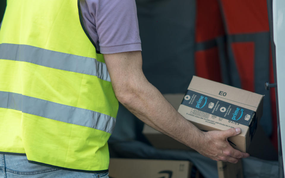 Amazon's failure to deliver hundreds of people's parcels in the UK on time