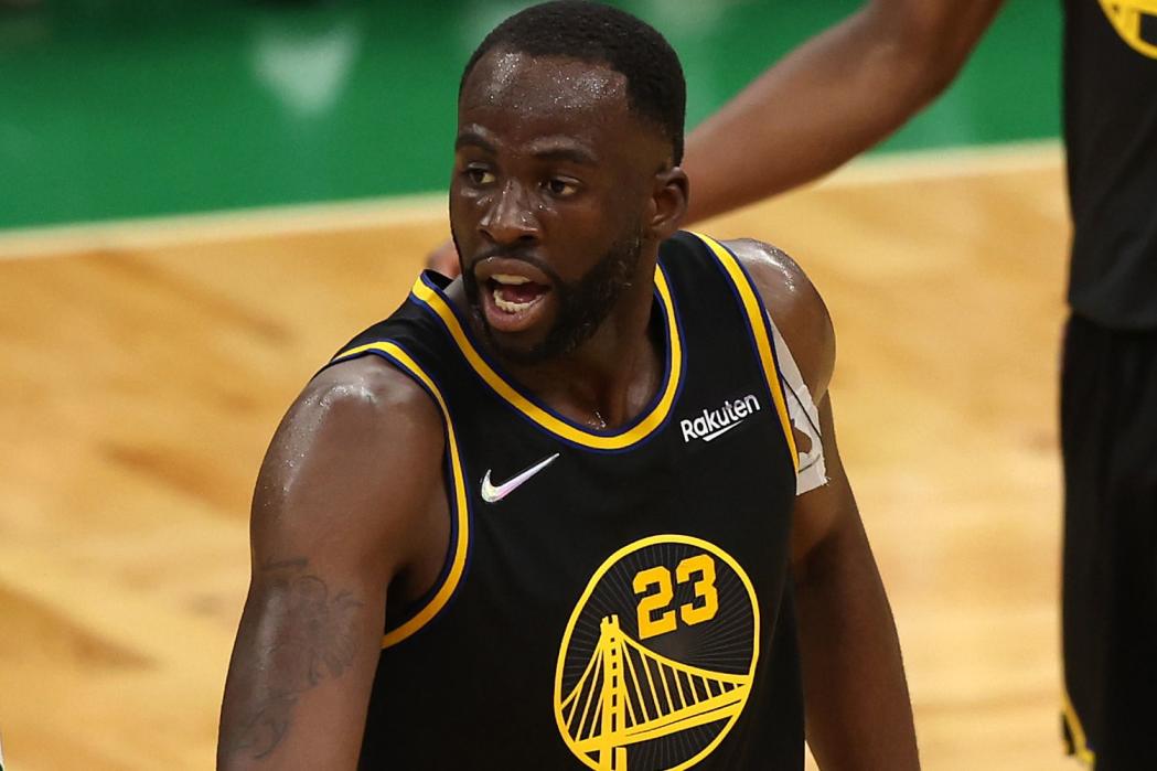 Draymond Green #23 of the Golden State Warriors reacts to a play in the third quarter against Derrick White #9