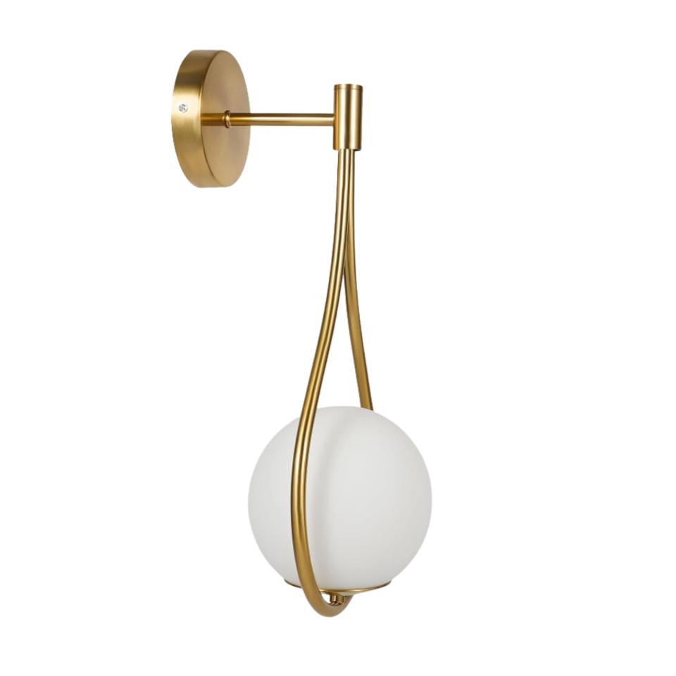 Teardrop wall sconce in gold