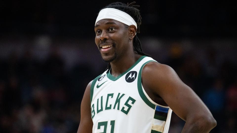 Mar 29, 2023; Indianapolis, Indiana, USA;Milwaukee Bucks guard Jrue Holiday (21) in the first quarter against the Indiana Pacers at Gainbridge Fieldhouse.