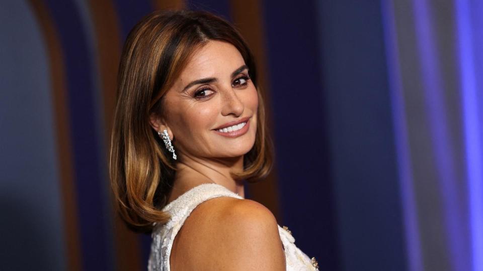 PHOTO: Penelope Cruz attends the 14th Governors Awards in Los Angeles, Jan. 9, 2024.  (Mario Anzuoni/Reuters)