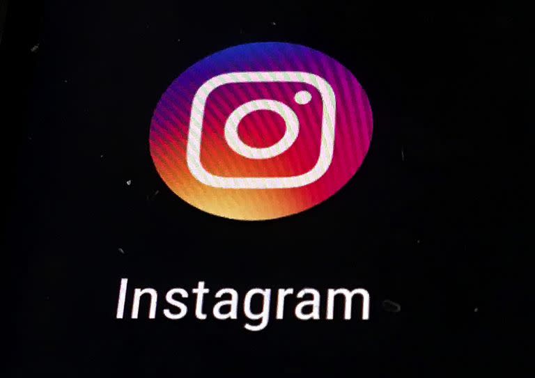 Poco antes de las 19 horas de la Argentina, el servicio de la red Instagram volvió a funcionar con normalidad (AP Foto/Damian Dovarganes, File)