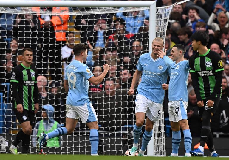 Manchester City se enfrentará con Brighton & Hove por la Premier League, tratando de quedar a un punto de Arsenal con un partido menos.