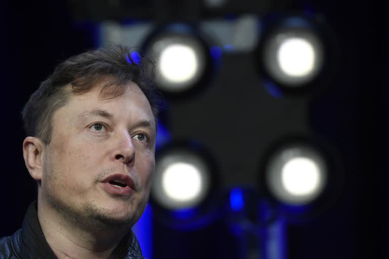 El director general de Tesla y SpaceX, Elon Musk, habla durante un evento en Washington, el 9 de marzo de 2020. (AP Foto/Susan Walsh, Archivo)