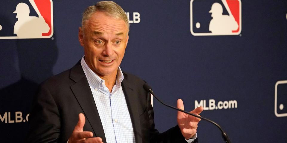 Rob Manfred makes comments during a news conference at MLB baseball owners meetings.