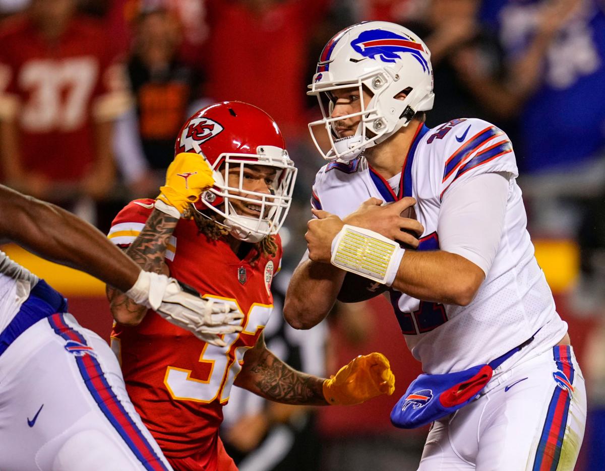 Bills vs. Chiefs Odds & Prediction: Buffalo Favored at Arrowhead