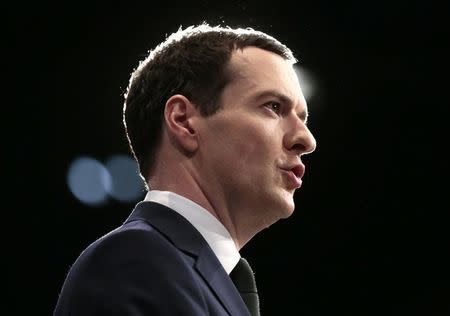 Chancellor of the Exchequer George Osborne delivers his keynote speech at the annual Conservative Party Conference in Manchester, Britain October 5, 2015. REUTERS/Suzanne Plunkett