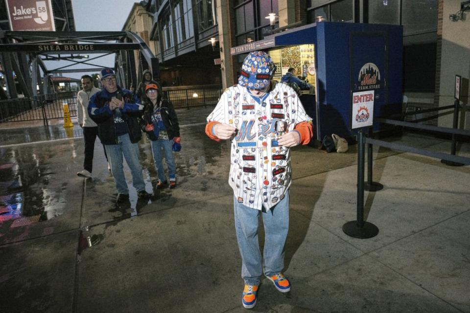 A production still from John Wilson of Mets fans.