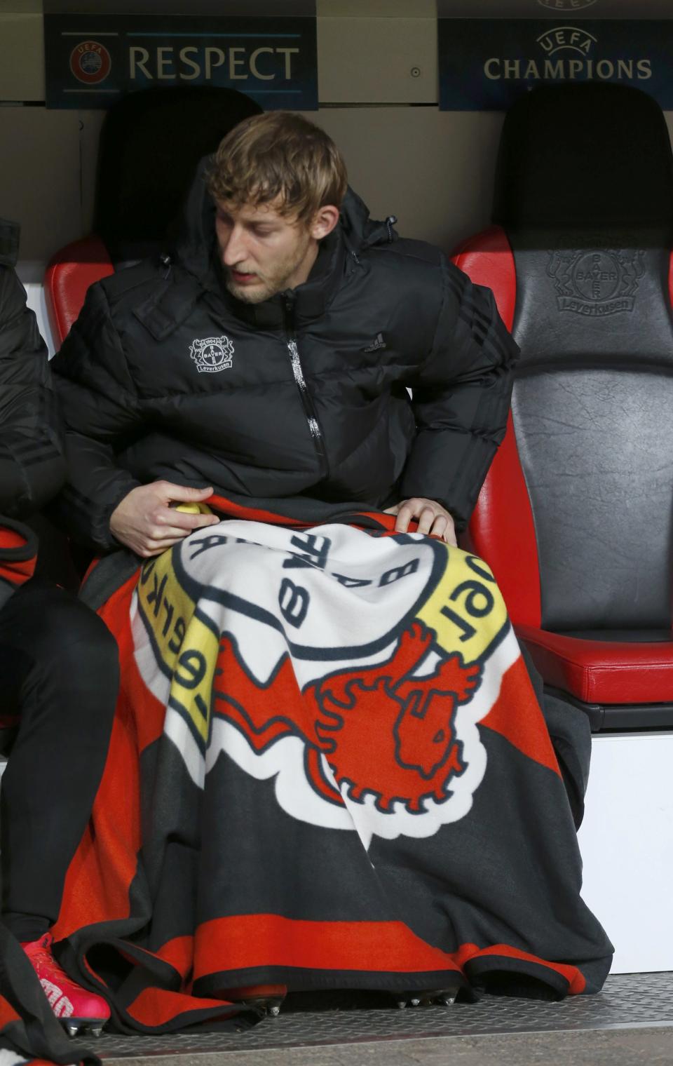 Bayer Leverkusen's Stefan Kiessling sits on the bench prior to the Champions League round of 16, first leg soccer match against Atletico Madrid in Leverkusen February 25, 2015. REUTERS/Wolfgang Rattay (GERMANY - Tags: SPORT SOCCER)