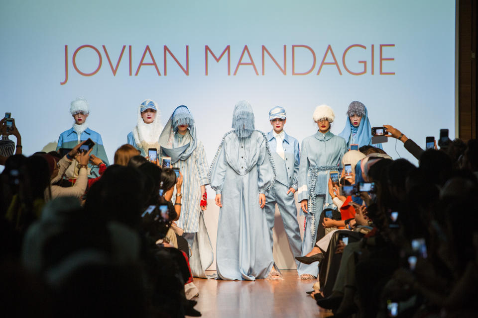 PHOTOS: Modest fashion debuts at Singapore Fashion Week