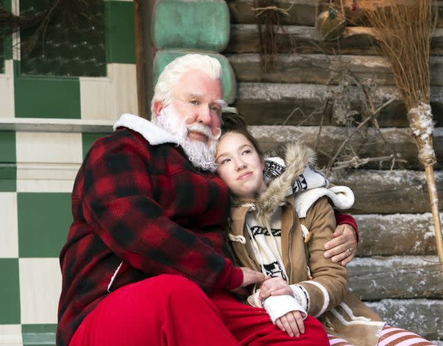 THE SANTA CLAUSES, from left: Tim Allen, Elizabeth Allen-Dick, ‘Chapter Three: Into the Wobbly Woods’, (Season 1, ep. 103, aired Nov. 23, 2022). photo: James Clark /©Disney+ / Courtesy Everett Collection