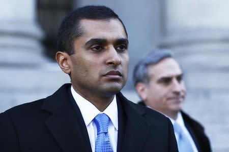 Former SAC Capital Advisors portfolio manager Mathew Martoma walks out of the courthouse in downtown Manhattan, New York, February 6, 2014. REUTERS/Eduardo Munoz