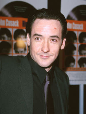 John Cusack at the El Capitan Theatre premiere of Touchstone's High Fidelity in Hollywood