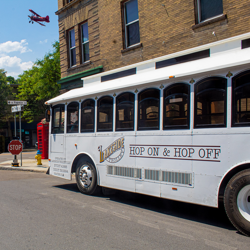 Lakeside Trolley travels from Watkins Glen to some of the top destinations on the eastern and western sides of Seneca Lake.