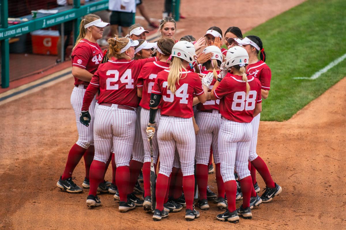 How a pinchhit grand slam powered Alabama softball to series sweep at