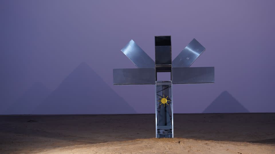 A sculptural steel installation by Brazil-based artist Artur Lescher functions as an observation instrument for visitors. - MO4/Courtesy CulturVator - Art D