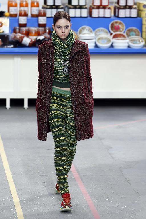 Chanel Fall 2014 Ready-to-Wear Collection