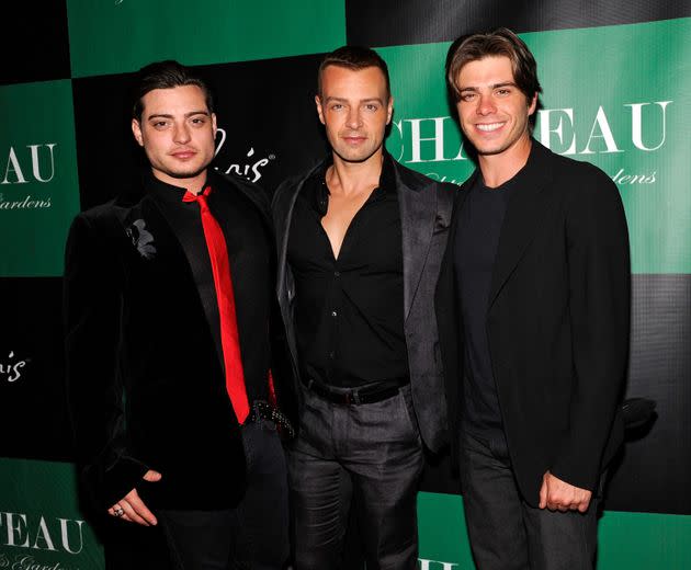 Joey Lawrence (center) with his brothers, Andrew Lawrence (left) and Matthew Lawrence in 2012. (Photo: David Becker via Getty Images)