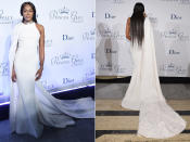 Hätte auch vor dem Altar eine gute Figur gemacht: Naomi Campbell auf den Princess Grace-Awards in New York in diesem pompösen Entwurf in Weiß von Ralph & Russo. (24. Oktober 2016, Bilder: Getty Images)