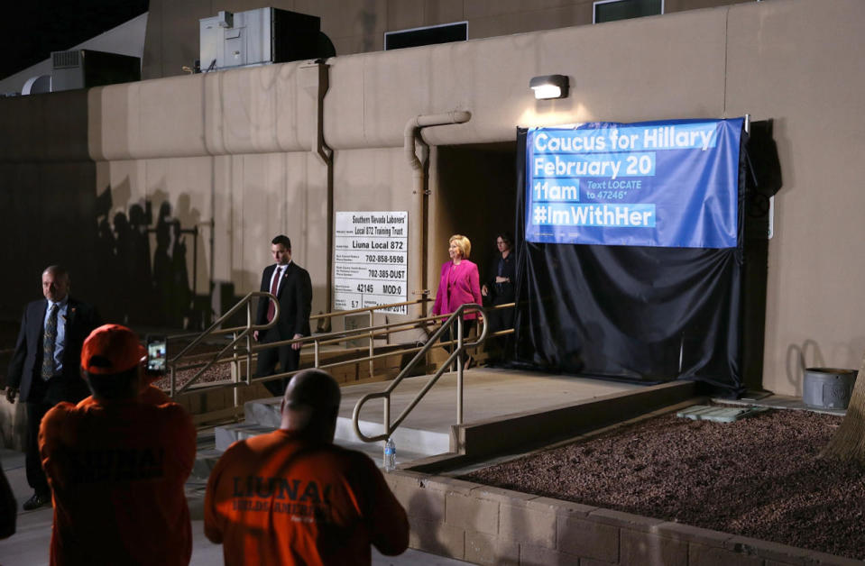 Clinton backstage