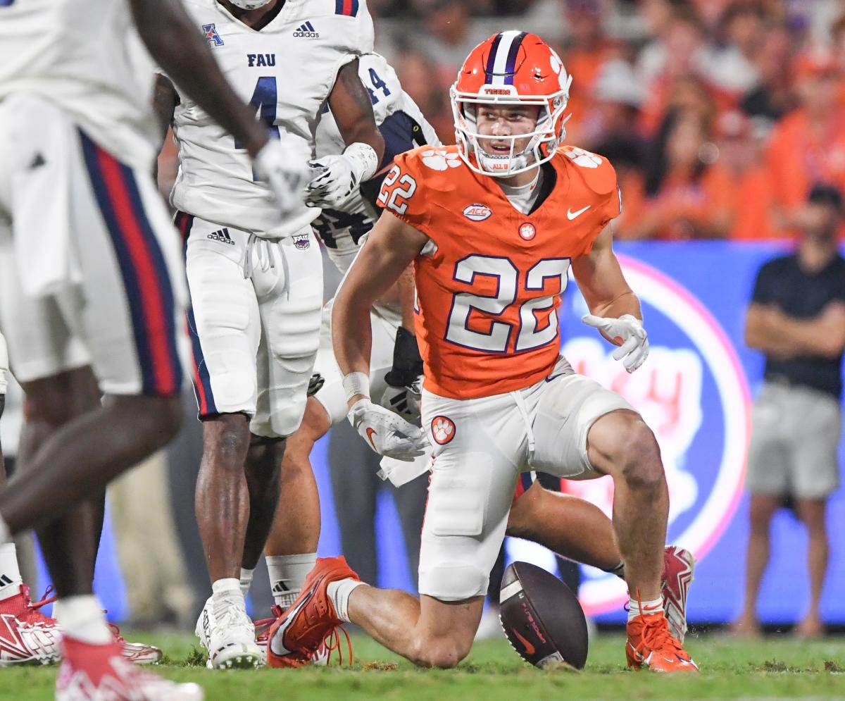 What receiver Cole Turner's season-ending injury means for Clemson football