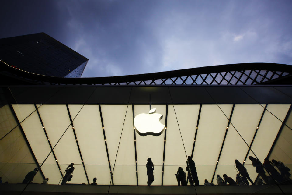 Guangzhou, Сhina - April 28, 2016: Apple Store in Guangzhou, Guangdong province, China on April 28. 2016.