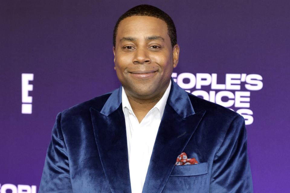 Kenan Thompson attends the 47th Annual People's Choice Awards