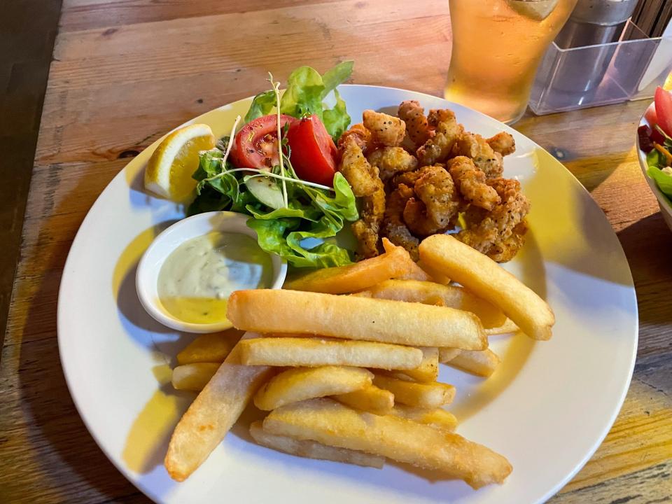 A plate with salt-and-pepper calamari.