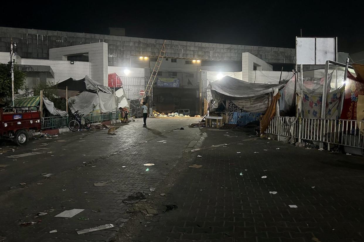 The exterior of Shifa hospital in Gaza City is seen on Nov. 10, 2023, amid ongoing battles between Israel and Hamas near the facility. <a href="https://www.gettyimages.com/detail/news-photo/picture-shows-a-view-of-the-exterior-of-al-shifa-hospital-news-photo/1775224453?adppopup=true" rel="nofollow noopener" target="_blank" data-ylk="slk:AFP via Getty Images;elm:context_link;itc:0;sec:content-canvas" class="link ">AFP via Getty Images </a>