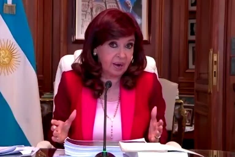 Cristina Kirchner, la vicepresidenta ejerce su propia defensa en la Causa Vialidad