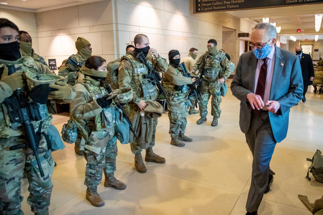 <p>Un aumento en las amenazas contra los legisladores y el Capitolio de Estados Unidos ha obligado a las tropas de la Guardia Nacional a permanecer en Washington </p> (EPA)